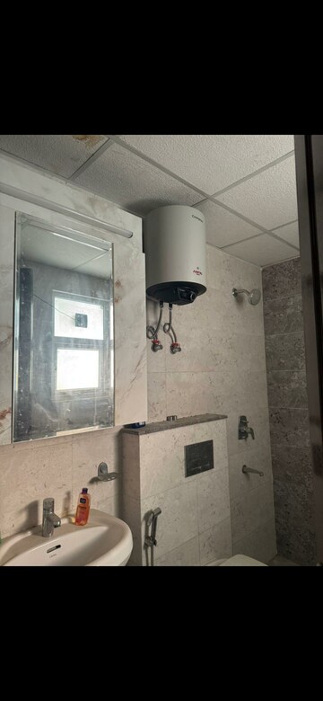 Kitchen in 3 BHK Apartment at Omaxe Royal Residency Faridabad, Sector 79 – for Rent