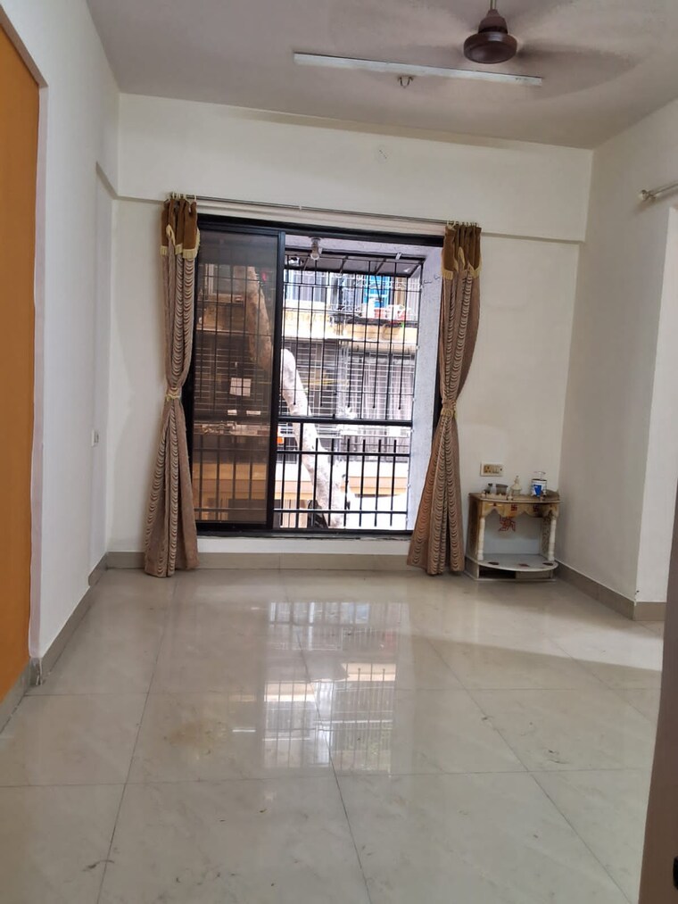 Room, shree-darshan 2 Bedroom 550 Sq.Ft. Apartment In Azad Nagar Mumbai 8815962