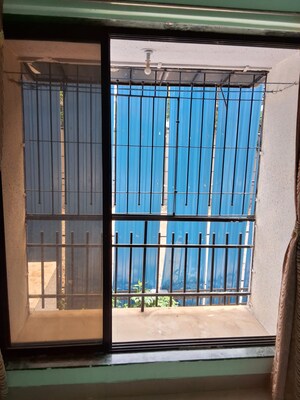 Room in 2 BHK Apartment at Shree Darshan, Azad Nagar – for Sale