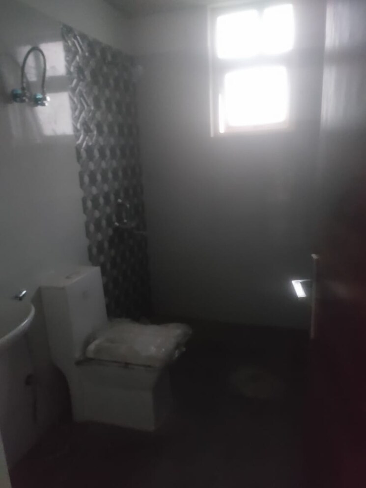 Living Room, shiv-the-ozone-solitaire 3 Bedroom 1735 Sq.Ft. Apartment In Sector 87 Faridabad 8815980