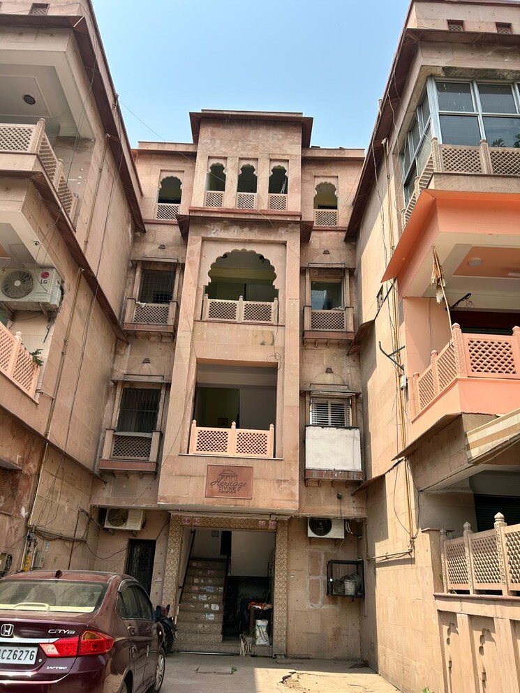 Exterior View, gyan khand ii 3.5 Bedroom 2200 Sq.Ft. Builder Floor In Gyan Khand ii Ghaziabad 8816014