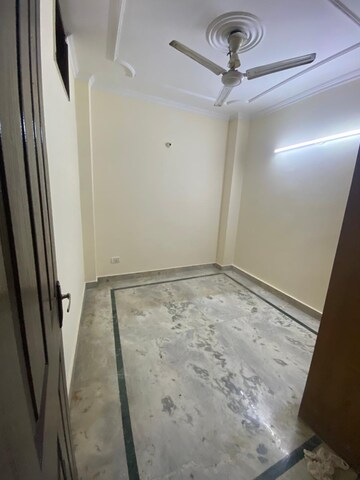 Bedroom in 1 BHK Builder Floor at Govindpuri – for Rent