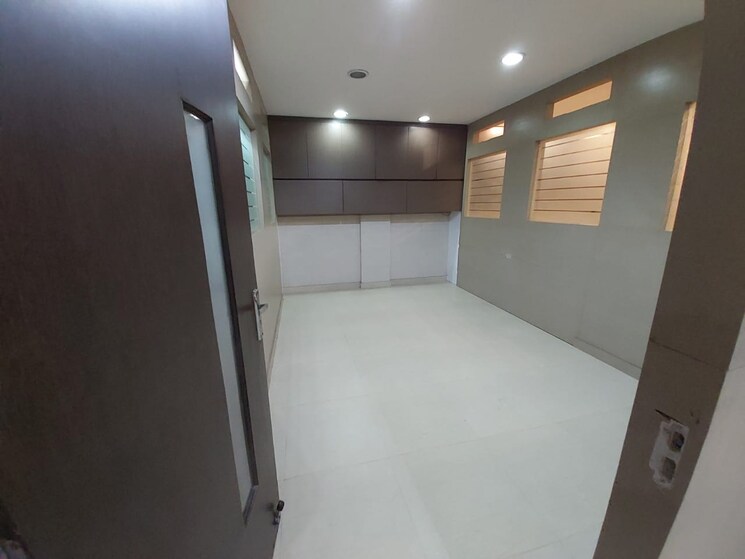 undefined, south city 1 6+ Bedroom 1800 Sq.Ft. Builder Floor In South City 1 Gurgaon 8816037