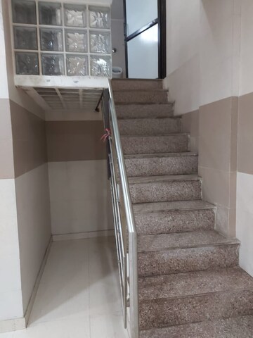Staircase in 6+ BHK Builder Floor at South City 1 – for Rent