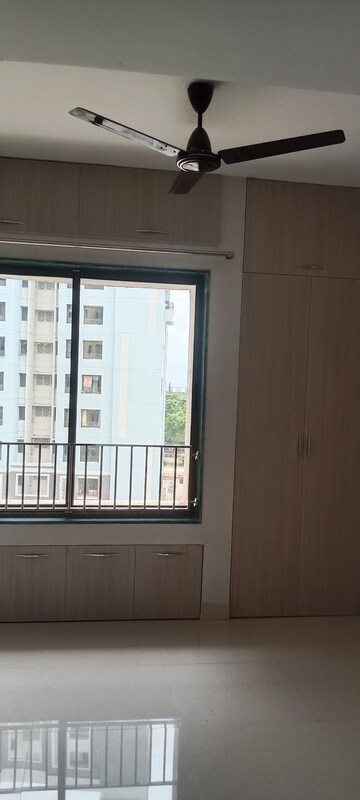 Room in 1 BHK Apartment at Sector 6 Ulwe – for Rent
