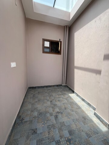 Room in 3 BHK Independent House at Sahastradhara Road – for Sale