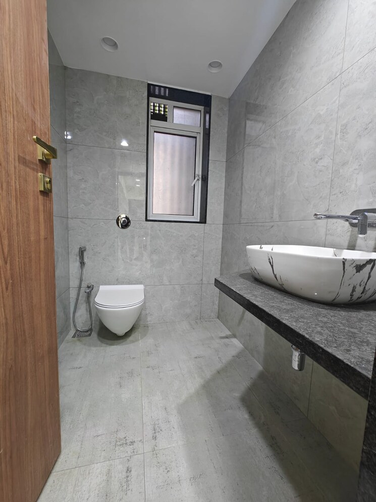 Bathroom, guru-kripa-residency 2 Bedroom 788 Sq.Ft. Apartment In Chembur Mumbai 8816033