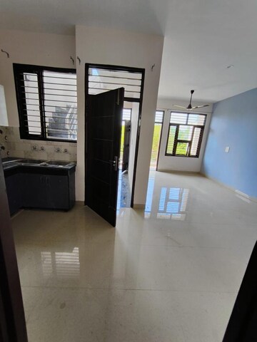 Building Lobby in 3 BHK Apartment at Mamta Homes, Lohgarh – for Rent