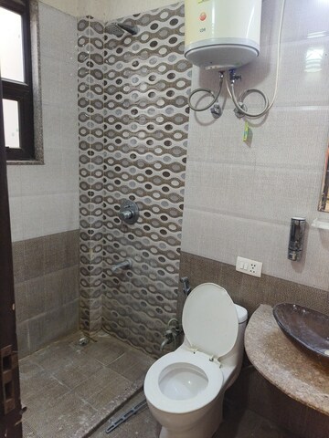 Master Bedroom in 2.5 BHK Builder Floor at Vipul World Floors, Sector 48 – for Rent