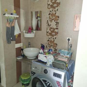 Bathroom in 2 BHK Apartment at Regency Icon, Kharghar Sector 19 – for Sale