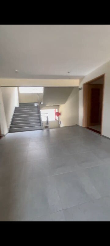 Room in 3 BHK Apartment at Vaishnodevi Circle – for Sale