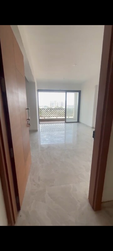 Room in 3 BHK Apartment at Vaishnodevi Circle – for Sale