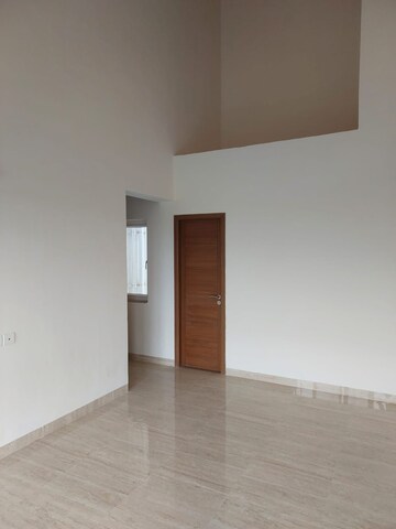 Room in 2 BHK Apartment at Sancoale – for Rent