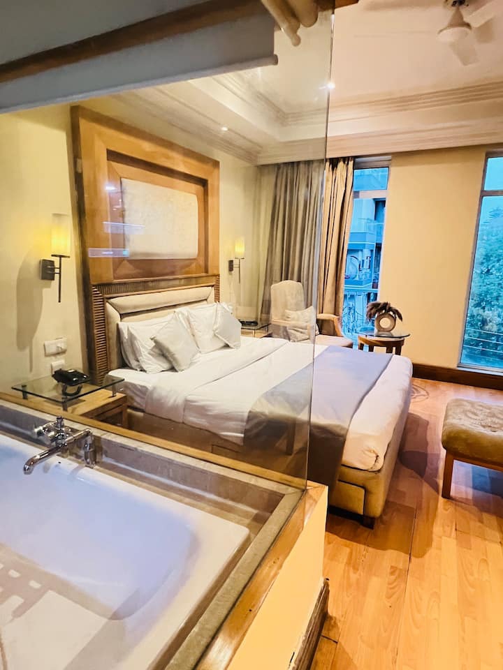 3 BHK Builder Floor For Rent in Green Park