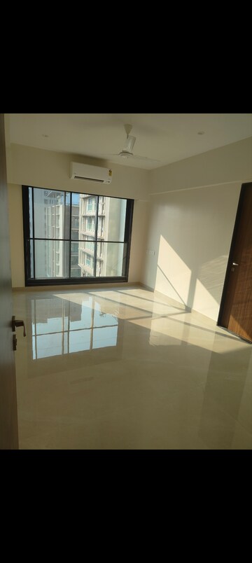 2 BHK Apartment For Rent in Shivdham CHS Santacruz, Santacruz West