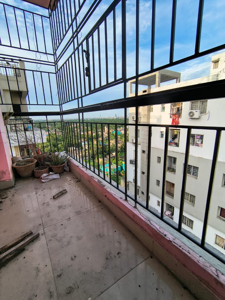 Balcony, greenfield-city 3 Bedroom 1110 Sq.Ft. Apartment In Maheshtala Kolkata 8813220