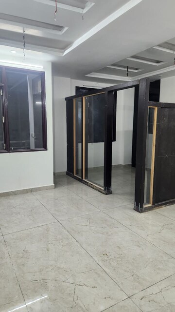 Room in 2 BHK Independent House at Sector 9 – for Rent