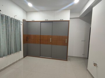 Room in 4 BHK Apartment at NCC Urban Gardenia, Gachibowli – for Rent