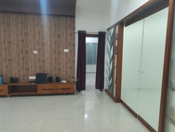 Room in 4 BHK Apartment at NCC Urban Gardenia, Gachibowli – for Rent