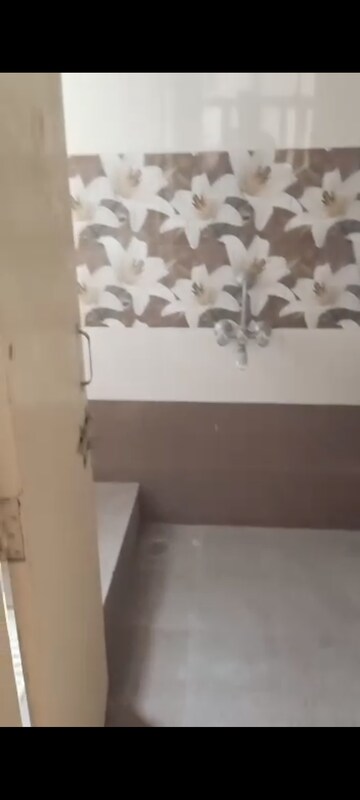 Furnished Amenities in 3 BHK Apartment at Sanchar Nest Palm Heights, Wave City – for Rent