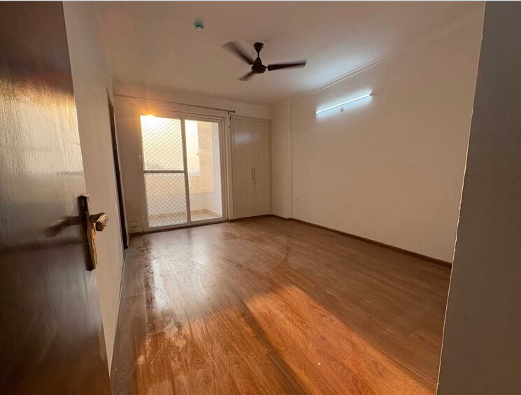 Room, amrapali-riverview 3 Bedroom 1145 Sq.Ft. Apartment In Amrapali Leisure Valley Greater Noida 8816276