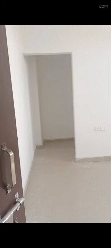 Room in 3 BHK Apartment at Sanchar Nest Palm Heights, Wave City – for Rent