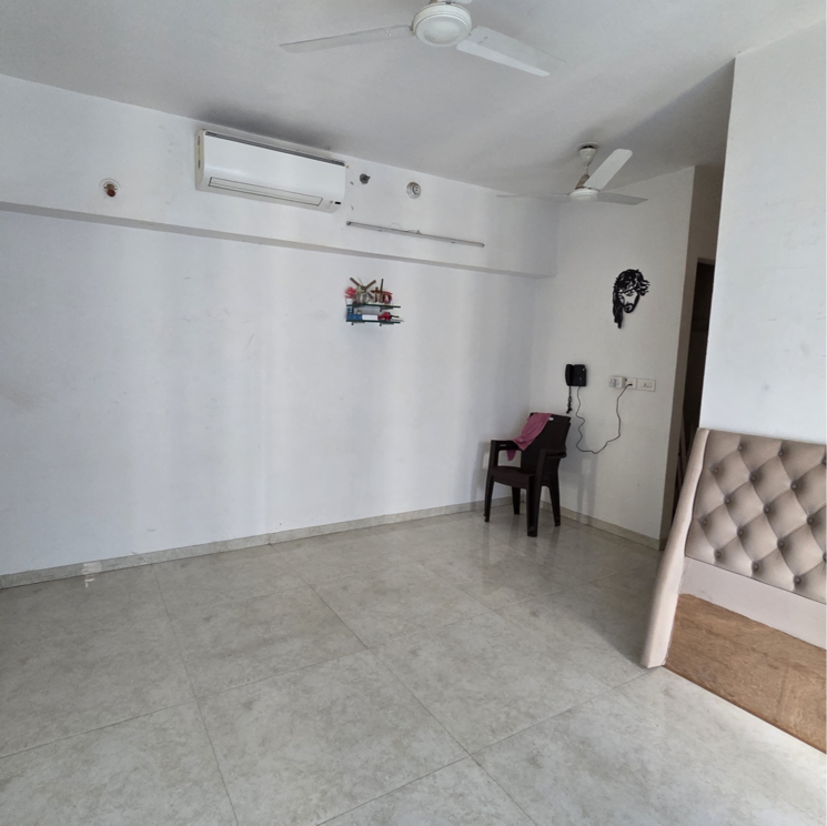 Room, lodha-amara 2 Bedroom 672 Sq.Ft. Apartment In Sandoz Baug Thane 8816297