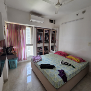 Bedroom in 2 BHK Apartment at Lodha Amara, Sandoz Baug – for Rent