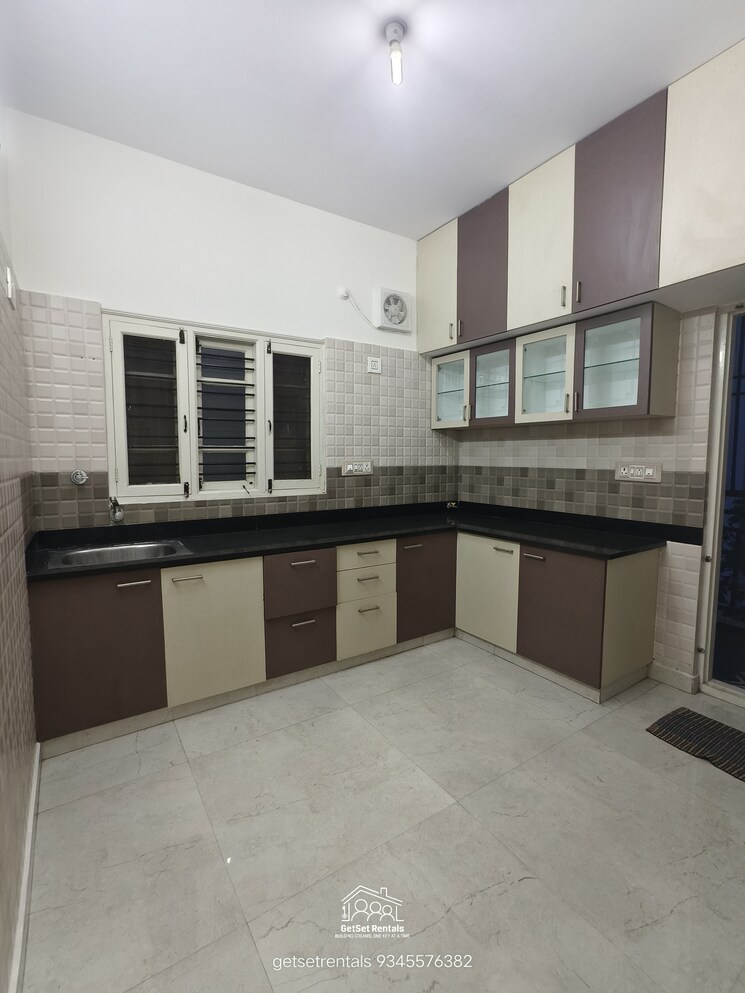 Kitchen, hsr layout 2 Bedroom 1200 Sq.Ft. Builder Floor In Hsr Layout Bangalore 8816315