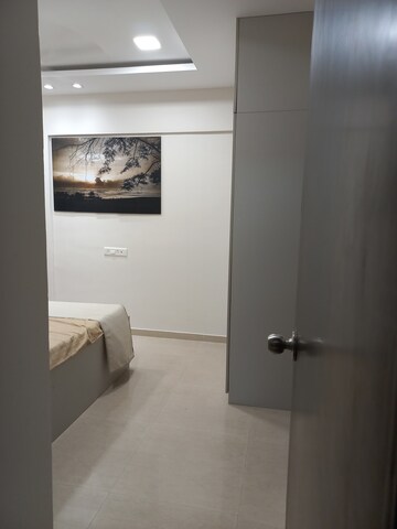 Room in 3 BHK Apartment at Ekta Parks Ville, Virar West – for Sale