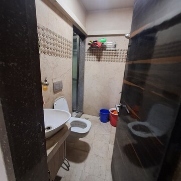 Furnished Amenities in 1 BHK Apartment at Palacia Kingston, Thane West – for Sale
