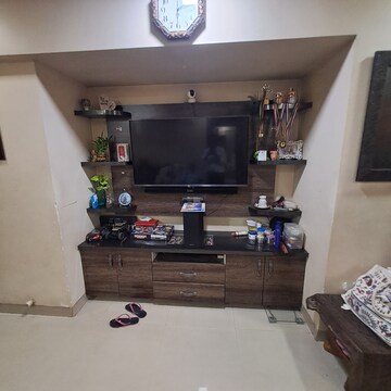Furnished Amenities in 1 BHK Apartment at Palacia Kingston, Thane West – for Sale