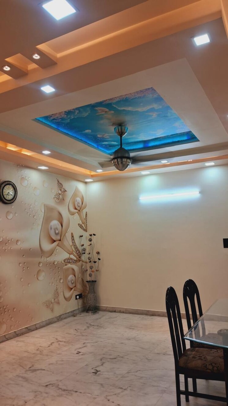 undefined, subhash nagar 2 Bedroom 100 Sq.Yd. Builder Floor In Subhash Nagar Delhi 8816380