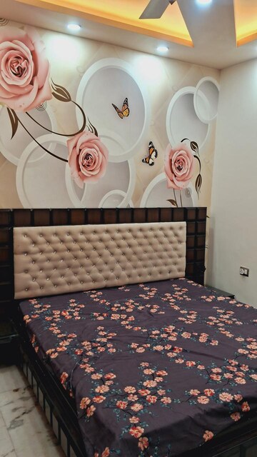Bedroom in 2 BHK Builder Floor at Subhash Nagar – for Rent