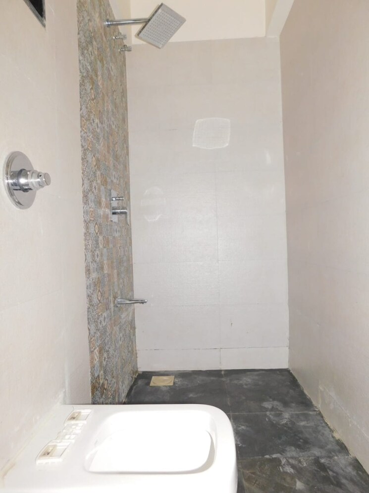 Attached Bathroom, andheri east 1 Bedroom 423 Sq.Ft. Apartment In Andheri East Mumbai 8816400
