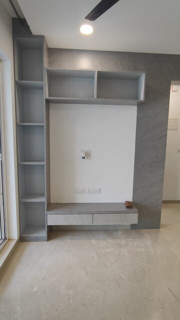 Room in 1 BHK Apartment at Aurum Q Islands, Ghansoli – for Rent