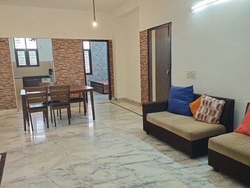 Bedroom in 3 BHK Builder Floor at DLF City Phase III, Sector 24 – for Rent