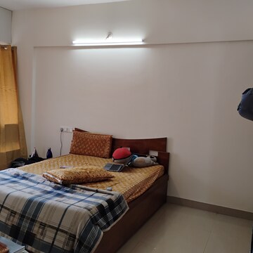 Master Bedroom in 2 BHK Apartment at Ratan Prestige, Kharadi – for Sale