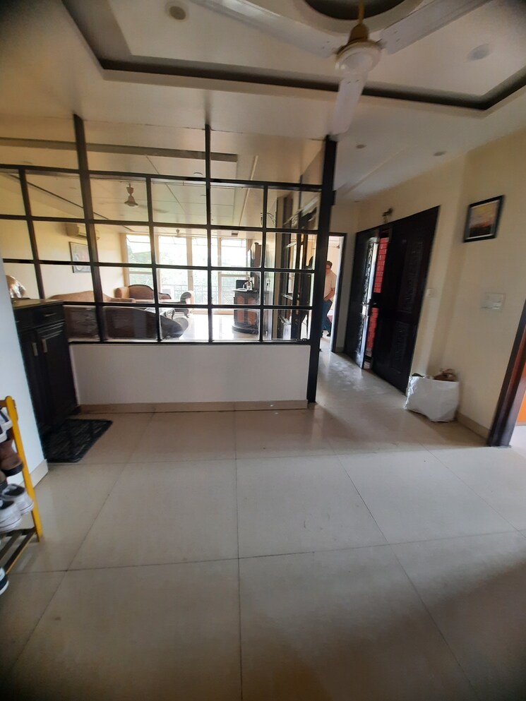 Kitchen, malviya nagar 3 Bedroom 1800 Sq.Ft. Builder Floor In Malviya Nagar Delhi 8816419