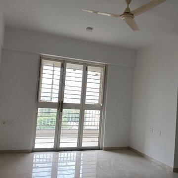 Room in 3 BHK Apartment at 4 Taljai Hills Phase 1, Dhankawadi – for Rent