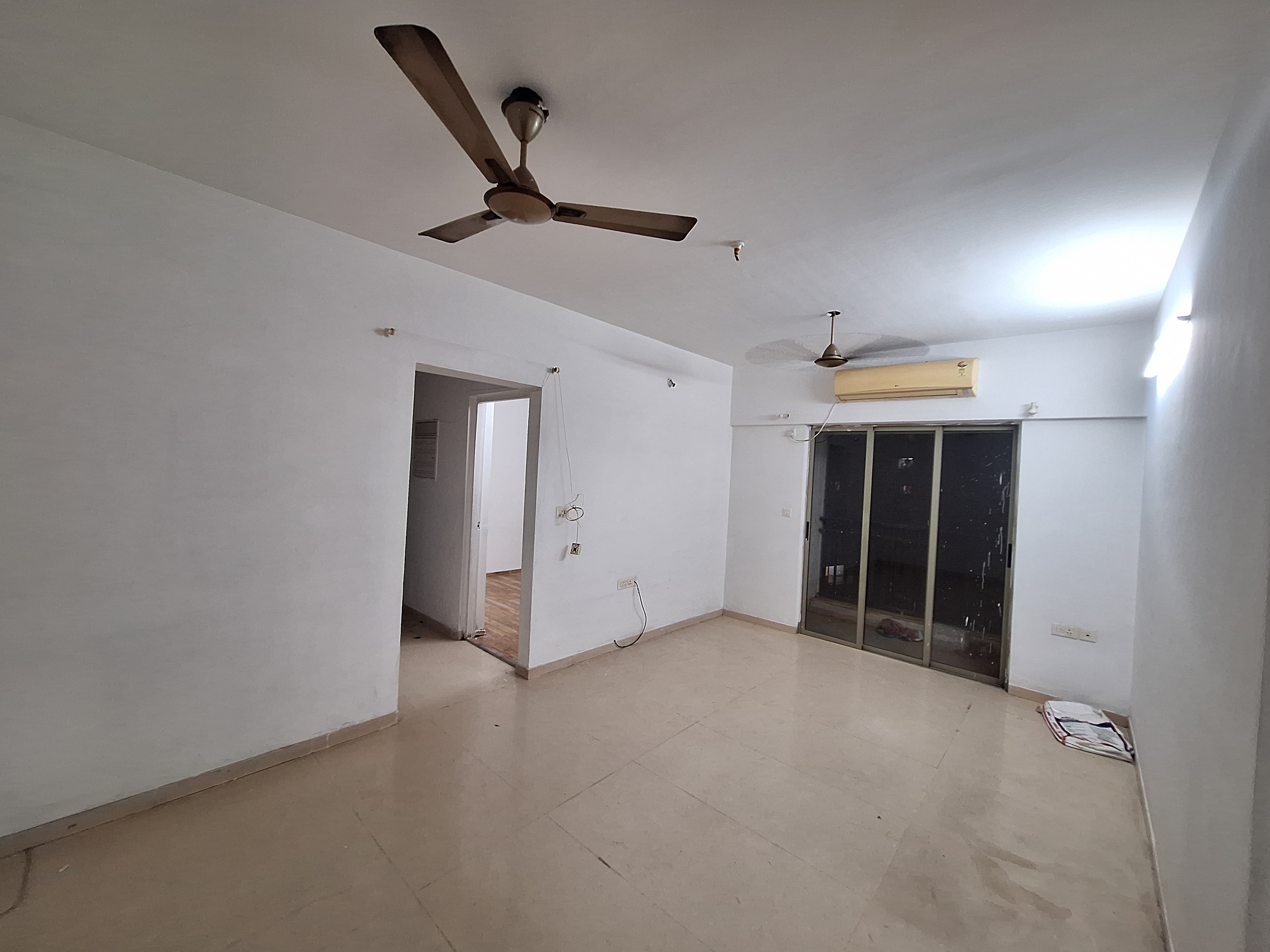 2.5 BHK + Pooja Room,Study Room 815 Sq.Ft. Apartment in Casa RioGold