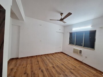 Room in 2.5 BHK Apartment at Casa RioGold, Dombivli East – for Sale