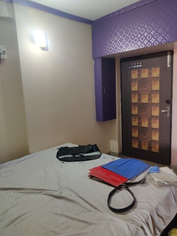 Bedroom in 3 BHK Builder Floor at Mahanagar – for Rent