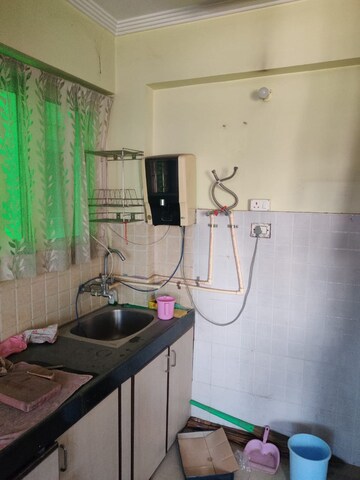 Kitchen in 3 BHK Builder Floor at Mahanagar – for Rent