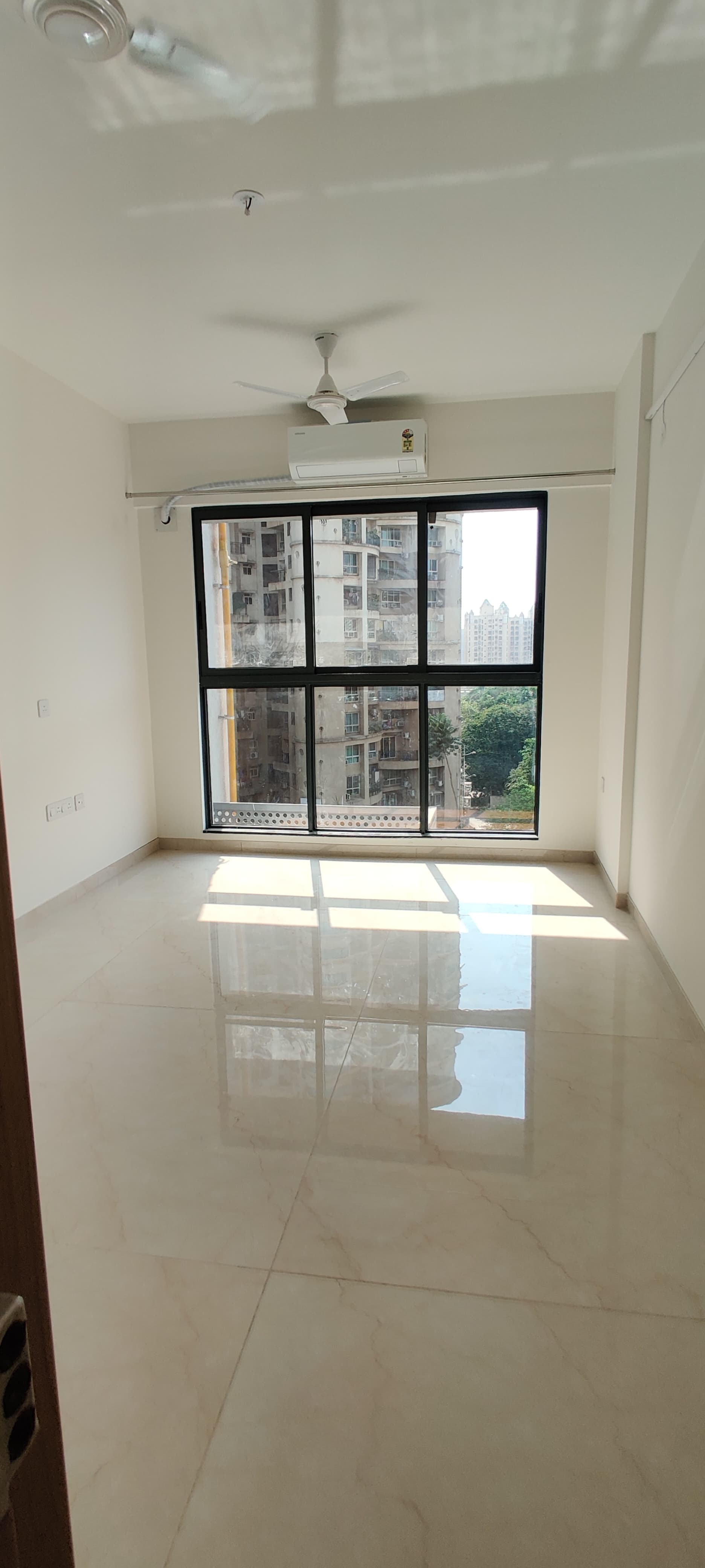 1 BHK + Pooja Room Apartment For Rent in Godrej Urban Park