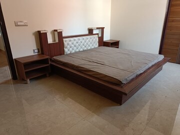 Bedroom in 2 BHK Builder Floor at Sector 57 – for Rent