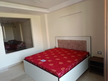 Bedroom in 2 BHK Builder Floor at Sector 57 – for Rent