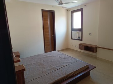 Bedroom in 2 BHK Builder Floor at Sector 57 – for Rent