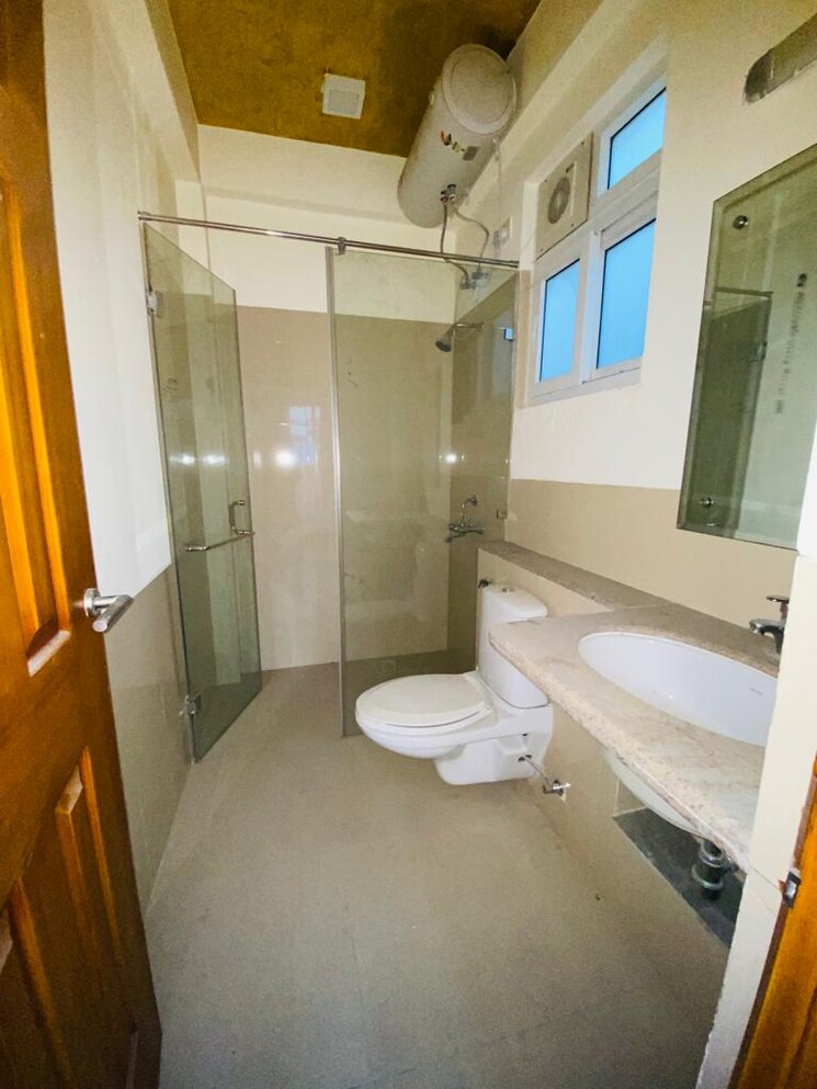 Master Bedroom, emaar-emerald-floors 3 Bedroom 1380 Sq.Ft. Builder Floor In Sector 65 Gurgaon 8816554