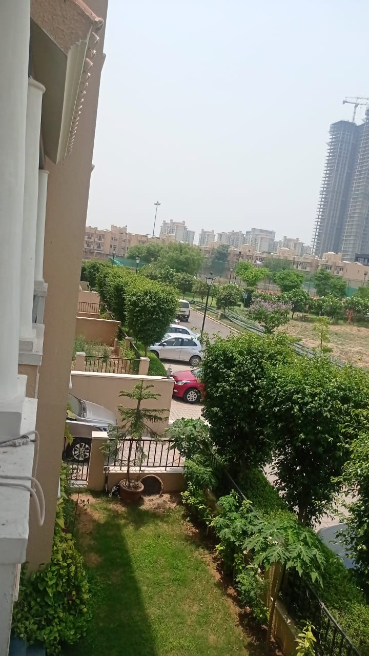 3 BHK + Extra Room 1380 Sq.Ft. Builder Floor in Emaar Emerald Floors